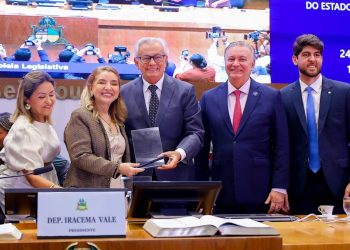 Arnaldo Melo e o Valor Raro da Continuidade Institucional