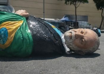 Sapucaí Não é Palanque: A Lição Dura da Acadêmicos de Niterói