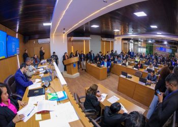 Câmara de São Luís coloca contas de Edivaldo e Braide sob escrutínio público.