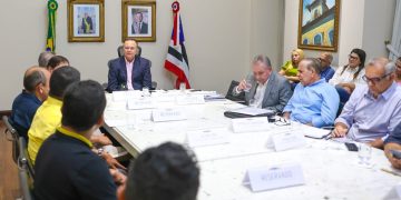 200 PREFEITOS CHANCELAM A AGENDA MUNICIPALISTA DE CARLOS BRANDÃO