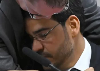 Derrota de Lula: Rejeição de Jorge Messias ao STF expõe fissuras políticas e ganha destaque na imprensa internacional