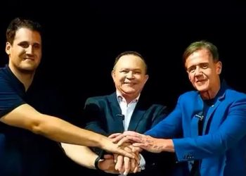 Disputa pelo Executivo é deflagrada sob ataque de fake news, e Aluísio Mendes desmente narrativa plantada.