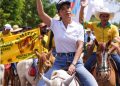 A força de uma pré candidatura construída perto das pessoas  Além das expectativas: Larissa DP emerge como um dos fenômenos políticos de 2026