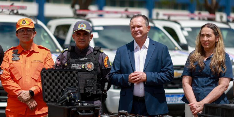 Brandão entrega 85 viaturas e intensifica estratégia de segurança em todo o estado