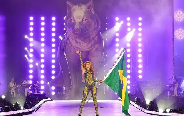 A “Loba” domina Copacabana: 2 milhões de pessoas em noite de consagração de Shakira