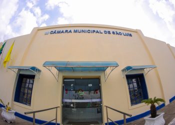 Câmara de São Luís aprova proibição de uso de banheiro feminino por pessoas trans a partir de 12 de maio.