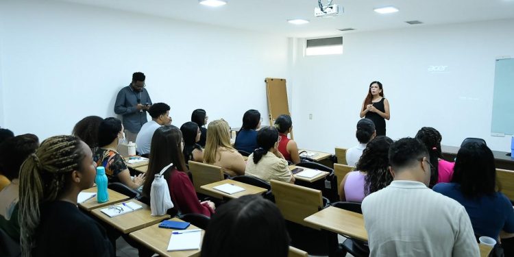 Assembleia Legislativa promove curso de Libras e fortalece a inclusão social
