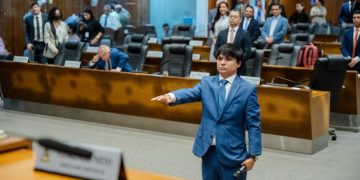 Júnior Vieira toma posse na Assembleia e anuncia agenda voltada às demandas da população maranhense