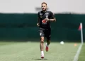 Neymar treina em campo com a Seleção pela primeira vez nos EUA