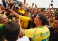 Flávio Bolsonaro leva campanha às ruas de São Luís e promete ampliar investimentos no Maranhão
