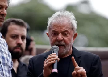 Na campanha, Lula tem dinheiro para todas as promessas; no governo, faltam R$ 94,9 bilhões para fechar as contas